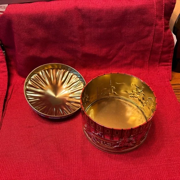 Vintage Carousel Tin with Red and Gold Accents - Picture 10 of 12